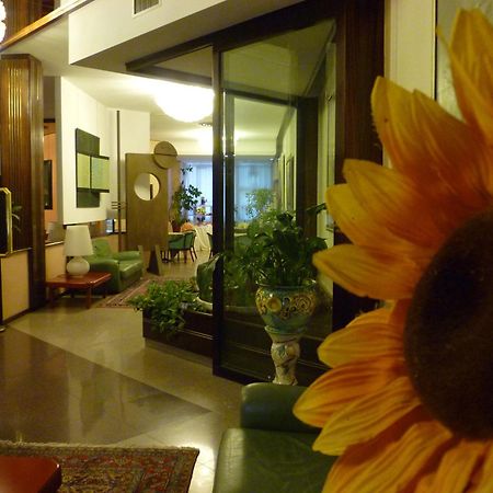 Hotel Internazionale 세르비냐노 델 프리울리 외부 사진