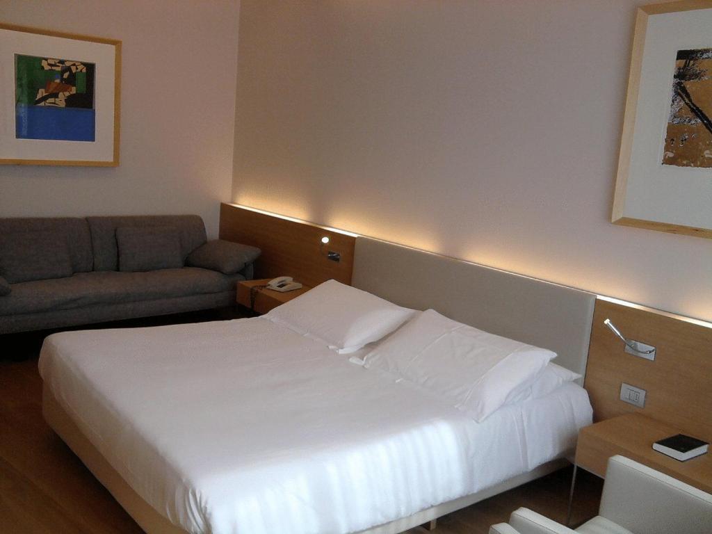 Hotel Internazionale 세르비냐노 델 프리울리 외부 사진